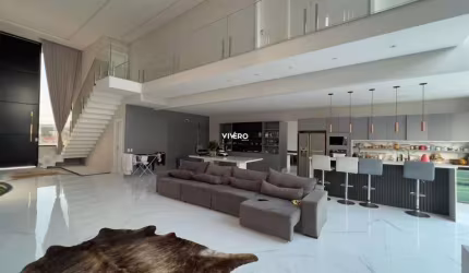 Excelente casa alto padrão no condomínio Caledônia em Camboriú