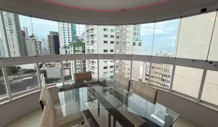Apartamento com 3 suítes no Centro de Balneário Camboriú