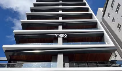 Apartamento a poucos metros do mar com 3 dormitórios (suítes) na Praia Brava - I
