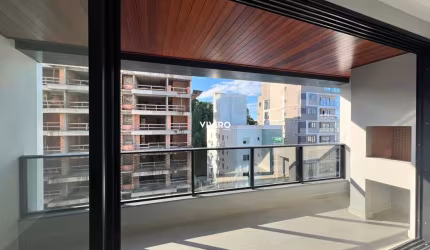 Apartamento a poucos metros do mar com 3 dormitórios (suítes) na Praia Brava - I