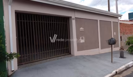 Casa com 2 quartos à venda na Piauí, 55, São Bernardo, Campinas, 149 m2 por R$ 580.000