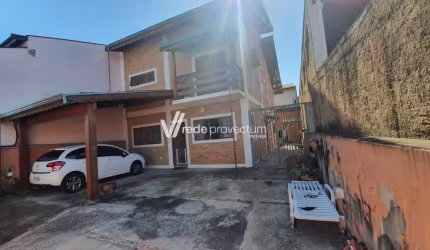 Casa com 3 quartos à venda na Rua Frederico Kaschel, 480, Parque Jambeiro, Campinas, 190 m2 por R$ 954.000