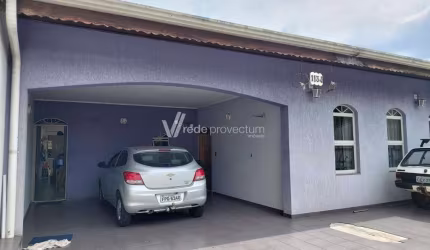 Casa com 3 quartos à venda na Avenida Jacaúna, 1134, Vila Aeroporto I, Campinas, 200 m2 por R$ 700.000