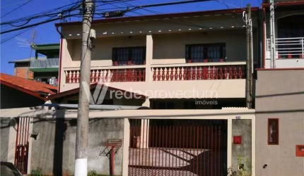 Casa com 3 quartos à venda na Rua Antônio Marques Serra, 314, Jardim Antonio Von Zuben, Campinas, 241 m2 por R$ 600.000