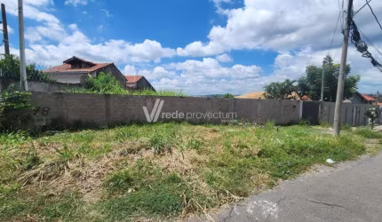 Terreno à venda no Parque São Quirino, Campinas  por R$ 590.000