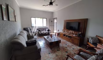 Casa com 3 quartos à venda na Rua Odilon Monteiro Pompeu, 176, Jardim Roseira, Campinas, 213 m2 por R$ 550.000