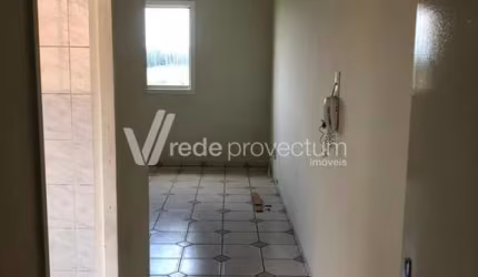 Apartamento com 2 quartos à venda na Rua Praia de Baraqueçaba, 60, Vila Orozimbo Maia, Campinas, 60 m2 por R$ 233.000