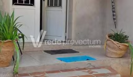Casa com 4 quartos à venda na Avenida Pascoal Celestino Soares, 751, Vila Industrial, Campinas, 253 m2 por R$ 680.000