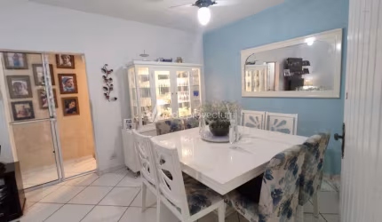Casa com 3 quartos à venda na Rua São Luís do Paraitinga, 872, Jardim do Trevo, Campinas, 161 m2 por R$ 700.000