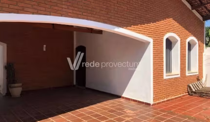 Casa com 3 quartos à venda na Rua Fernão de Magalhães, 595, Parque Taquaral, Campinas, 238 m2 por R$ 950.000