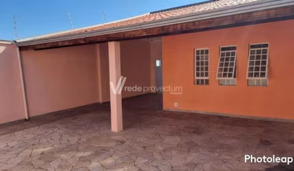 Casa com 3 quartos à venda na Avenida Jacaúna, 344, Vila Aeroporto, Campinas, 182 m2 por R$ 450.000