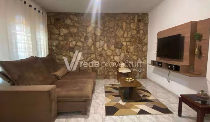 Casa com 3 quartos à venda na Inês Rossi Barbarini, 13, Jardim São Marcos, Valinhos, 116 m2 por R$ 425.000