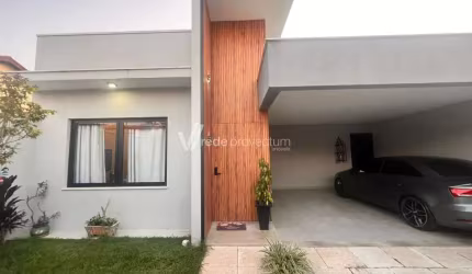 Casa com 3 quartos à venda na Rua Salvador Orsini, 16, Loteamento Residencial Água Nova, Valinhos, 240 m2 por R$ 1.100.000