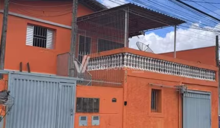 Casa com 3 quartos à venda na Serra da Saudade, 415, Jardim São Fernando, Campinas, 206 m2 por R$ 490.000