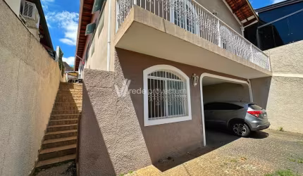 Casa com 3 quartos à venda na Rua Tasso Magalhães, 37, Jardim Madalena, Campinas, 210 m2 por R$ 780.000