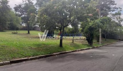 Terreno em condomínio fechado à venda na Rua Mariazinha Leite Campagnolli, 1, Parque Xangrilá, Campinas por R$ 990.000