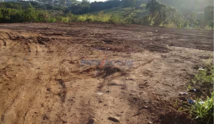 Terreno à venda na Rua Alcides Fernandes Carvalho, s/n°, Parque Rural Fazenda Santa Cândida, Campinas por R$ 1.112.000