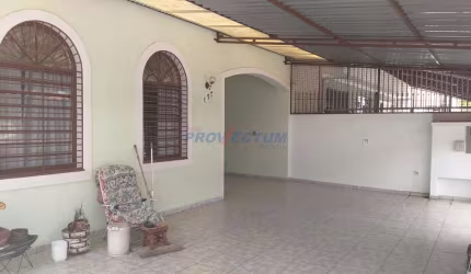 Casa com 3 quartos à venda na Rua João Ribas D'Avila, 157, Jardim Bela Vista, Campinas, 244 m2 por R$ 700.000