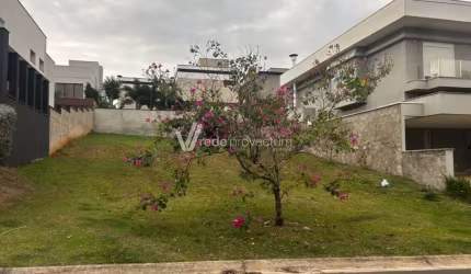 Terreno em condomínio fechado à venda na Avenida Carlos Diaulas Serpa, 220, Loteamento Parque dos Alecrins, Campinas por R$ 690.000