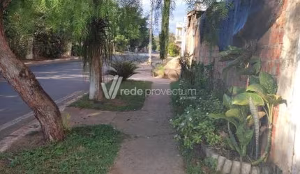 Casa com 6 quartos à venda na Rua Altino Jorge Pereira, 150, Jardim Mirassol, Campinas, 236 m2 por R$ 555.000