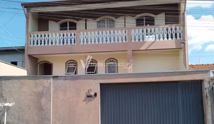 Casa com 4 quartos à venda na Rua Benedito de Lima, 32, Vila Orozimbo Maia, Campinas, 240 m2 por R$ 480.000