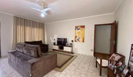 Casa com 3 quartos à venda na Rua Laudo Vieira Rocha, 102, Parque Tropical, Campinas, 194 m2 por R$ 555.000
