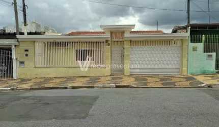 Casa com 2 quartos à venda na Piauí, 60, São Bernardo, Campinas, 150 m2 por R$ 690.000