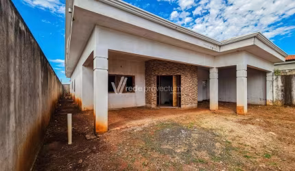 Casa com 3 quartos à venda na Rua José Benedito Zarzur, 99, Parque dos Servidores, Paulínia, 311 m2 por R$ 800.000