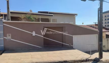 Casa com 3 quartos à venda na Rua Anízio Perissinotto, 73, Jardim Ypê, Paulínia, 190 m2 por R$ 1.100.000