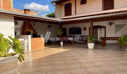 Casa com 2 quartos à venda na Rua Santina Verghetti Vansan, 273, Jardim São José, Paulínia, 168 m2 por R$ 650.000