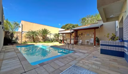 Casa com 4 quartos à venda na Vila Nogueira, Campinas , 178 m2 por R$ 1.000.000