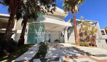 Casa em condomínio fechado com 3 quartos à venda na Rua Viles De France, 1, Ville Sainte Helene, Campinas, 311 m2 por R$ 3.700.000