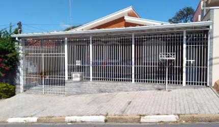 Casa com 2 quartos à venda na Rua Pitangueiras, 27, Jardim Baronesa, Campinas, 199 m2 por R$ 350.000