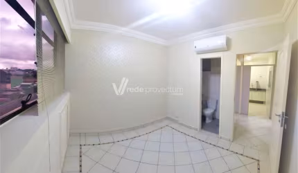 Sala comercial para alugar na Rua Barata Ribeiro, 552, Vila Itapura, Campinas, 71 m2 por R$ 897