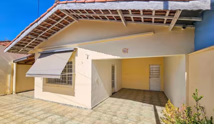 Casa comercial à venda na Rua Eduardo Martini, 115, Parque Santa Bárbara, Campinas, 105 m2 por R$ 439.000