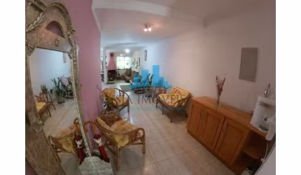 Sobrado à venda na Vila Madalena, 192m².