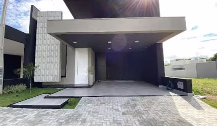 Casa com 3 dormitórios à venda, 148 m² por R$ 810.000,00 - Condomínio Barcelona - Araçatuba/SP