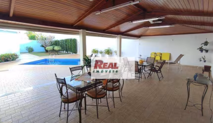 Casa com área de lazer completa - Jardim Ipanema - Araçatuba