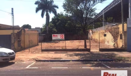Terreno próximo à Santa Casa e INSS