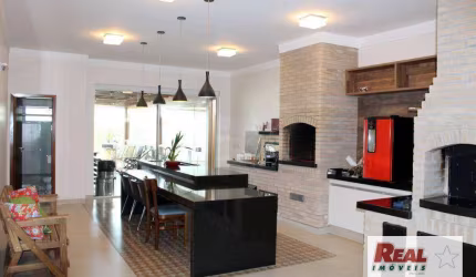 Linda casa em Bilac-SP