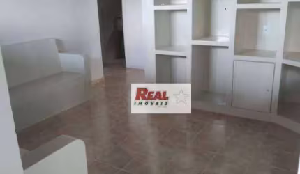 Casa - 02 dormitórios -
