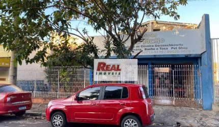Esquina com 04 imóveis locados - São João - Araçatuba-SP