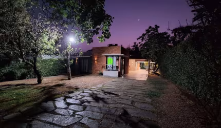 Casa em condomínio fechado com 3 quartos à venda na Dos Pequis, 415, Condomínio Vivendas, Lagoa Santa por R$ 2.250.000