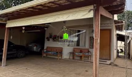Casa com 3 quartos à venda na Rua Curvelo, 174, Lundcéia, Lagoa Santa por R$ 710.000