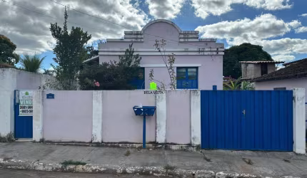 Casa com 3 quartos à venda na Aleomar Baleeiro, 302, Centro, Lagoa Santa por R$ 650.000