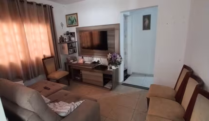 A&M IMOVEIS VENDE OTIMA CASA NO CONDOMINIO VALE DO SOL