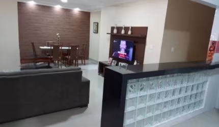 A&M IMOVEIS VENDE ESTA LINDA CASA EM CONDOMINIO FECHADO TOTAL SEGURANÇA