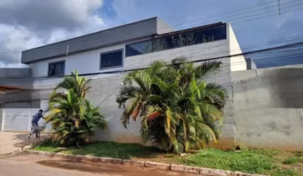 A&M IMOVEIS VENDE EXELENTE CASA NO CONDOMINIO SERRA AZUL AO LADO  COM LAZER COMPLETO AO LADO DA ADMINISTRAÇAO