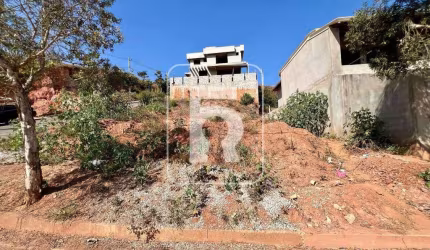 Lote à venda, São Lucas - Conselheiro Lafaiete/MG