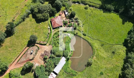 Sítio à venda, 3 quartos, 1 suíte, 2 vagas, Área Rural de Conselheiro Lafaiete - Conselheiro Lafaiete/MG